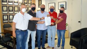 9C037D11-2A64-4E12-9A77-32D833CB7A06