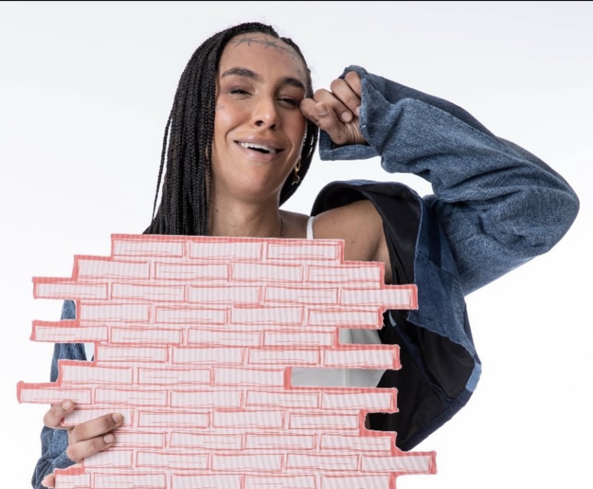 F624DF70-E9AB-40BF-BE2D-E56347807A07