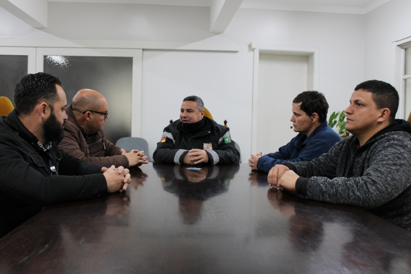 42FA8EF3-B5A6-4FF3-934F-AC07E2700552