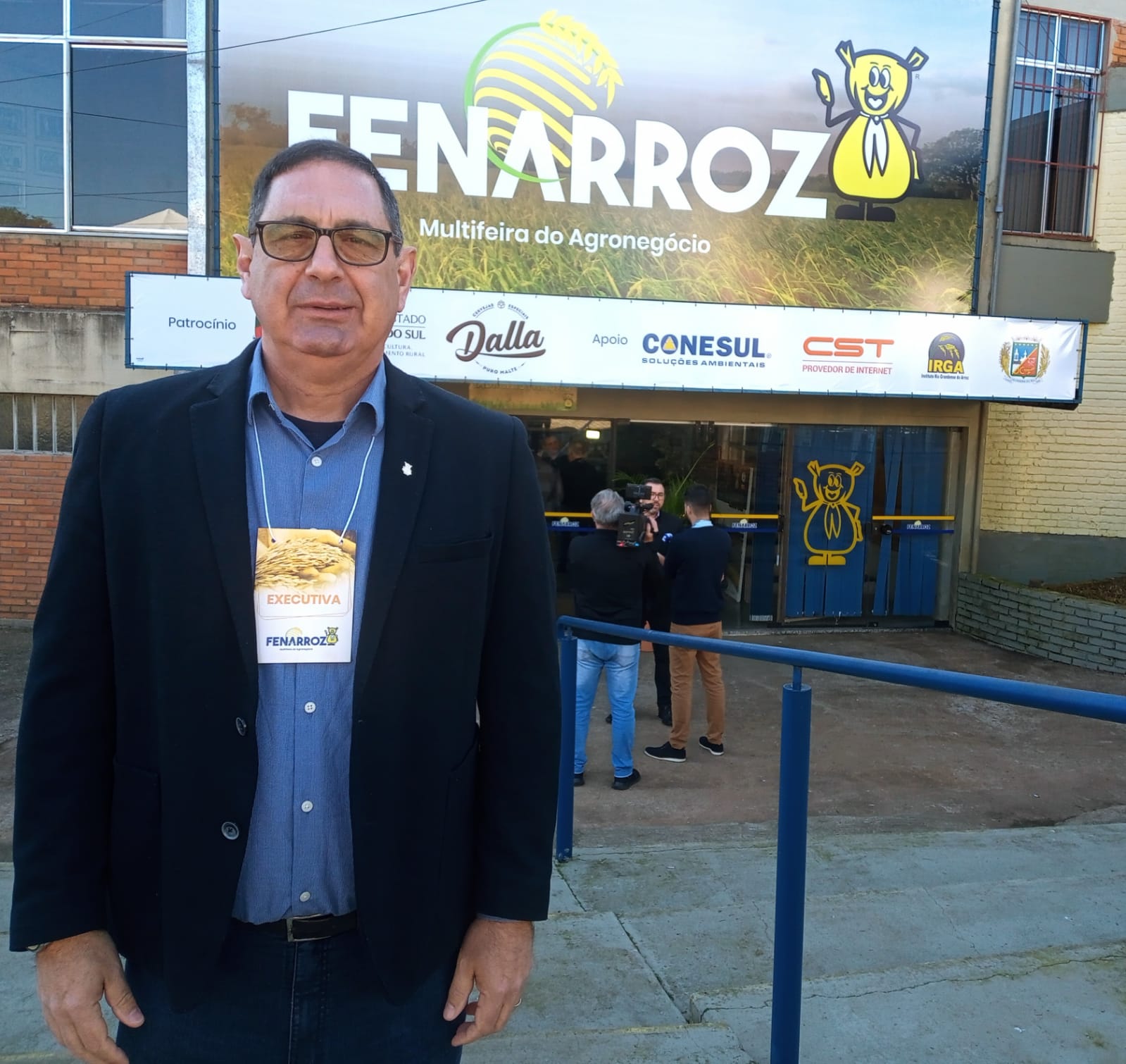 5AFB6FD6-6642-4563-9983-3C32247D3CB8