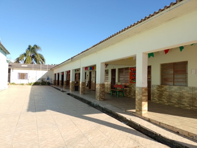 E508DB8D-250F-4B58-B46B-2433AAA4CBB5