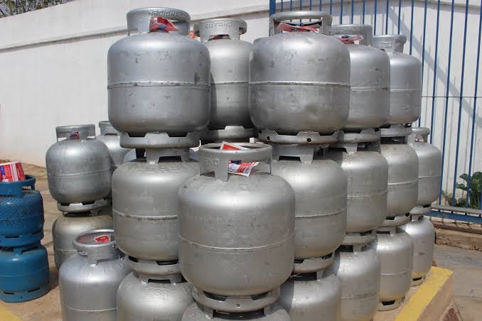 5BF08A03-46CE-4050-A321-7503EBA21A57