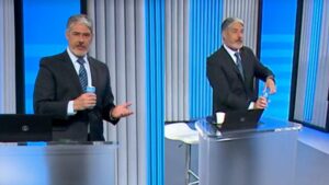 william-bonner-com-lata-de-agua_widelg