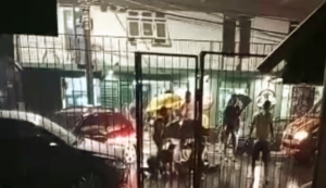 Screenshot_20221203-224357~2