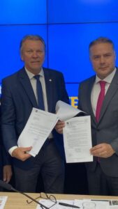 0de60a7c5297dccc5c389a5a1fb9bb52