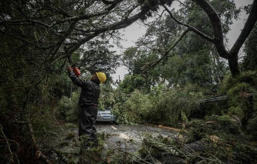 b6ddb1640e40bdd68db56d48e7164c4813c0819bad11420b1fe7db253f4a5ce3-19