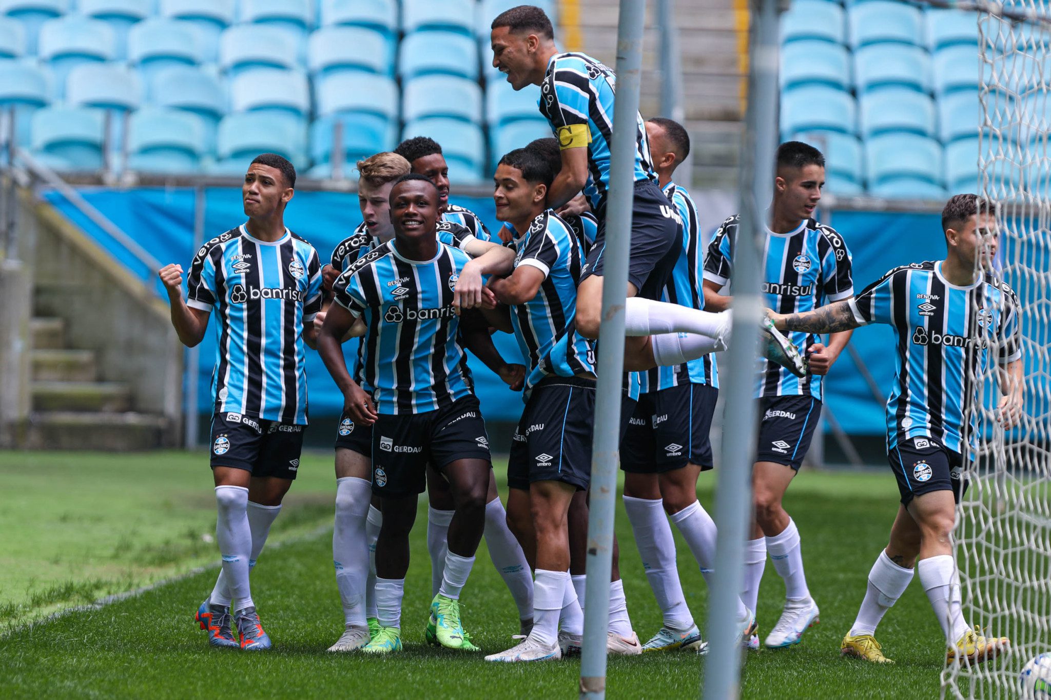 Grêmio derrota o Aimoré em São Leopoldo pelo Gauchão Sub-20