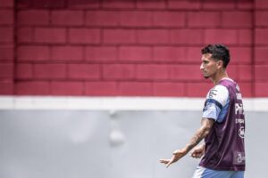 4883438_79cce856eaf286d