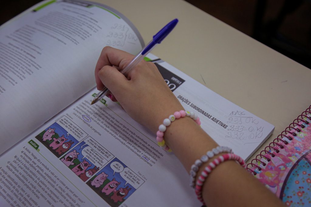 vestibular-nathalia-schneider