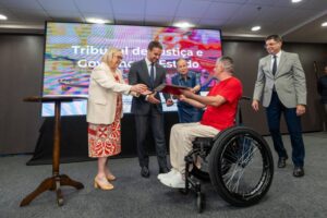 22170822_2113960_GDO