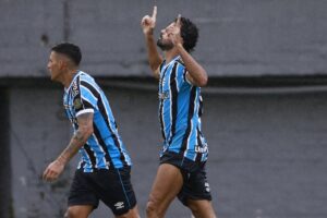 4932441_490299b557c0a9f