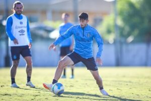 4975573_41172a49a0e368f