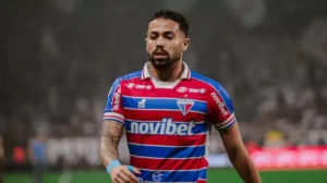 1_calebe_fortaleza_jogo_corinthians_brasileirao_serie_a-22057639