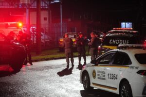 4996997_195b85b4ea16c95