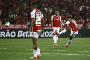 5061445_d11e31bf27c3533