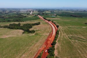 ers 403 divisa estrada de chão com asfalto