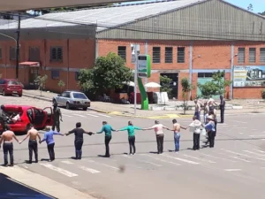 167665_9568b5b8a1484b8