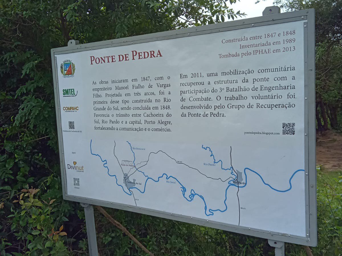 Placa da Ponte de Pedra