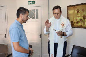 magaiver dias padre rudnei