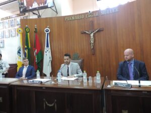 câmara de vereadores cachoeira do sul 2025 magaiver dias ricardinho machado edmar garcia