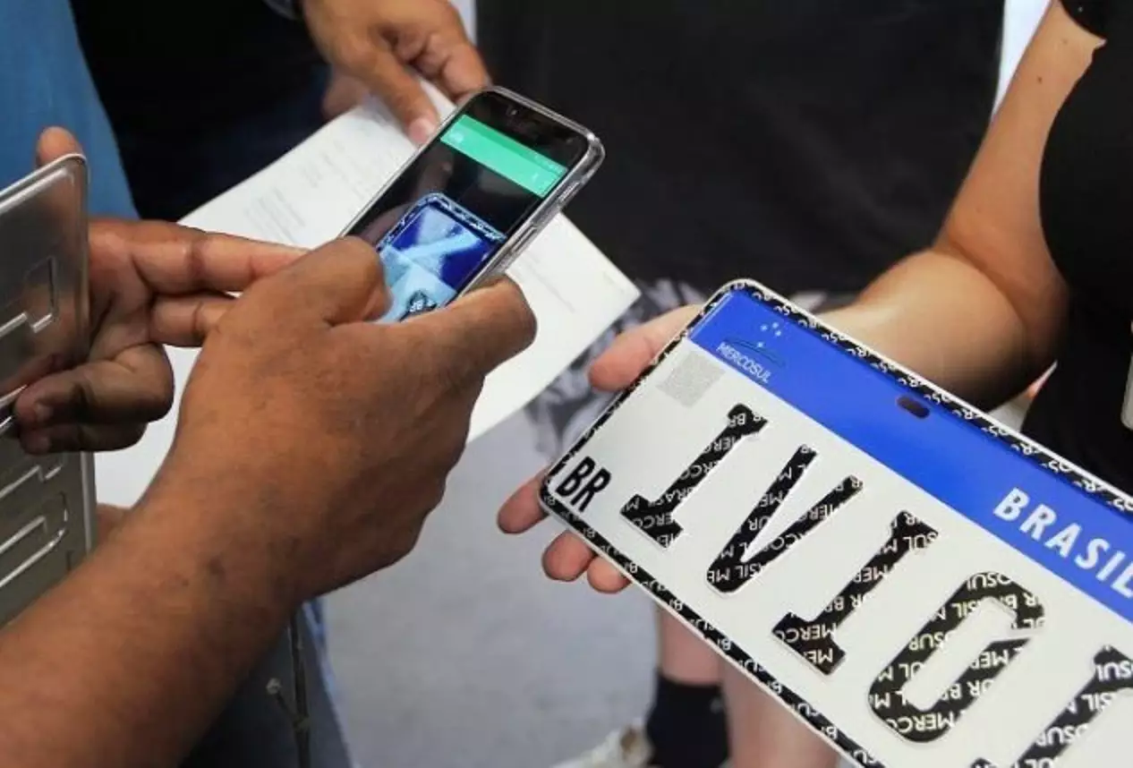 Detran-emplacamento-IA