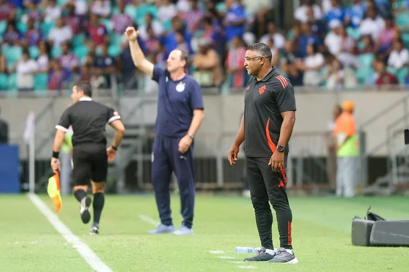 5228727_435fe59bdcce8ec