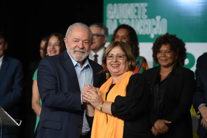 4343633_9caa9b7102b6b85