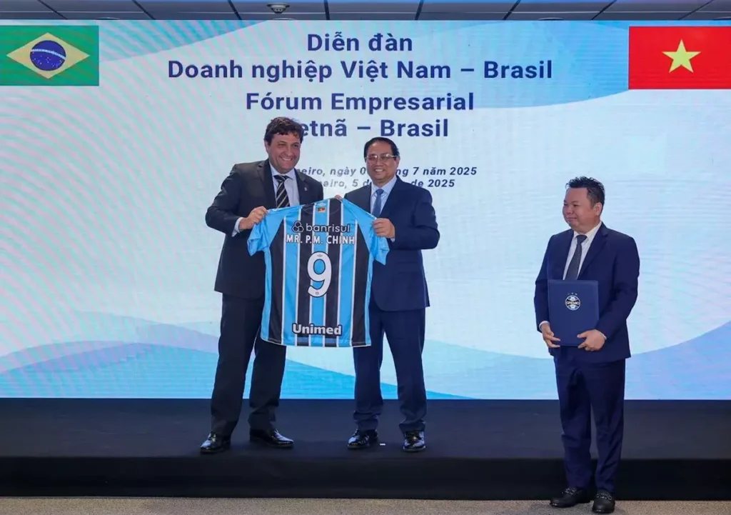 lg-noticias-gra-mio-fecha-parceria-ina-dita-com-clube-de-futebol-do-vietna-43783-1-e1751844568861