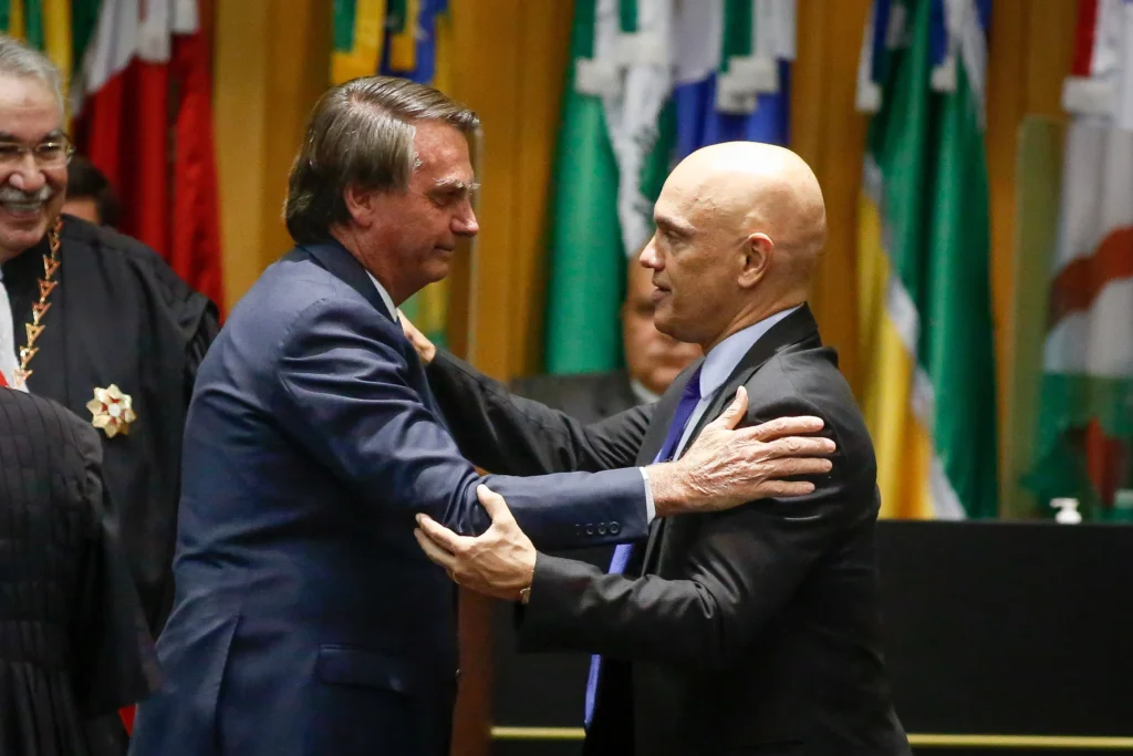 alexandre de moraes x bolsonaro x alexandre de moraes