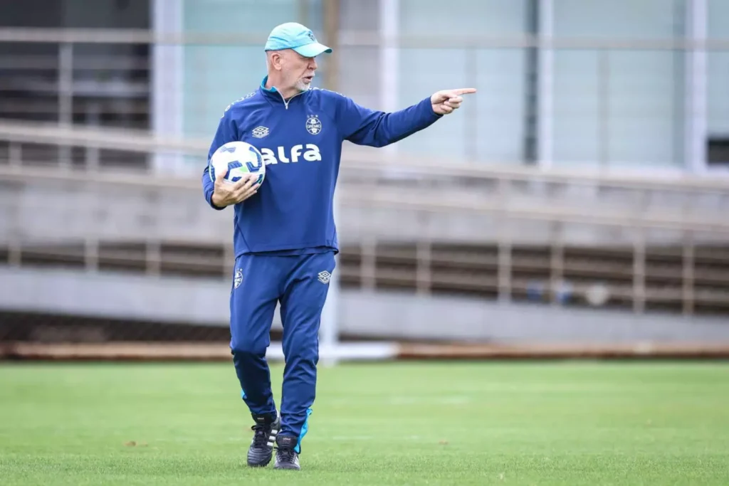 lg-noticias-mano-menezes-encaminha-equipe-para-encarar-o-vasco-da-gama-45464-1536x1024