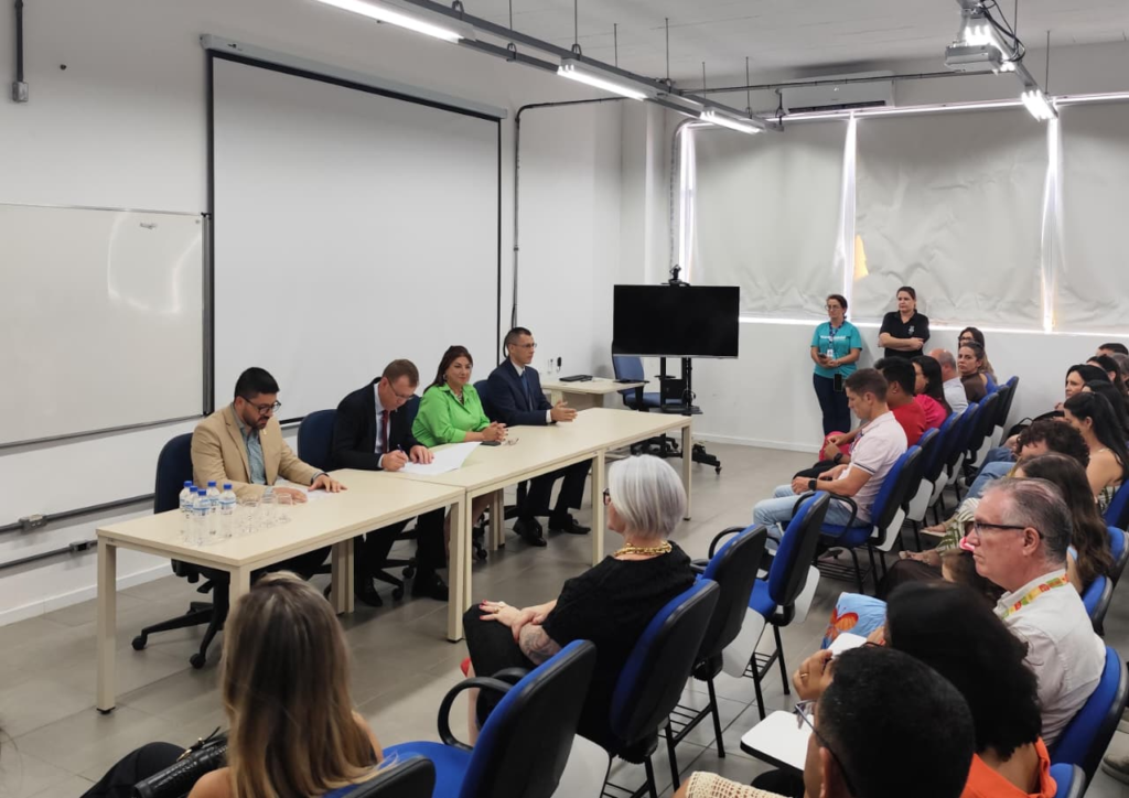 Cerimônia de posse reconduz direção da UFSM Cachoeira do Sul para novo mandato