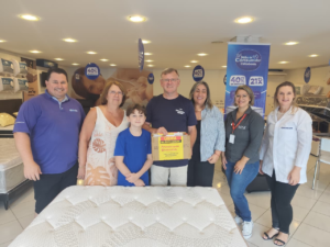 Liquida Júlio premia 27 consumidores em sorteio realizado na Ortobom em Cachoeira